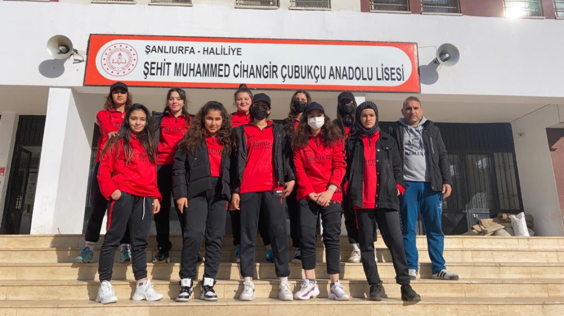 Kız Futsal Takımımız bölge grup müsabakaları için Kahramanmaraş'a gidiyor!